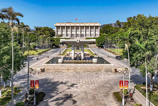 華僑大學(xué)國(guó)際本科校園風(fēng)光