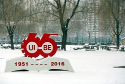 對(duì)外經(jīng)濟(jì)貿(mào)易大學(xué)惠園春雪